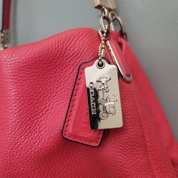 Coach 26224 Madison Phoebe Pebbled Leather Shoulder Bag Red Gold Hardware - Picture 6 of 15